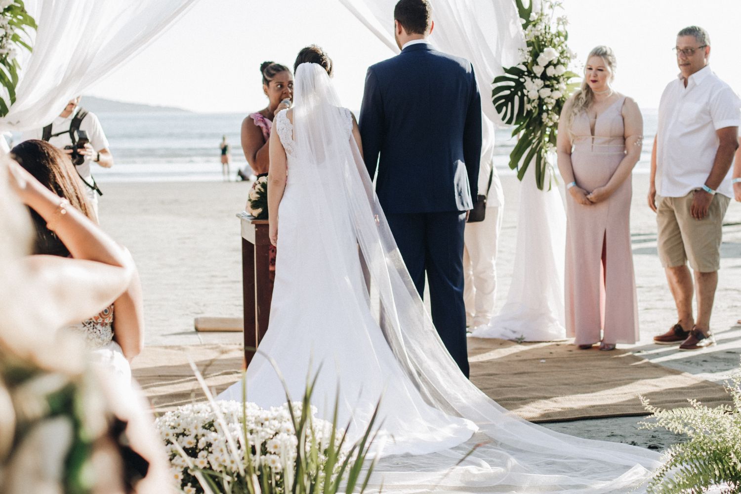 What's the Ideal Ceremony Start Time for a Summer Wedding?