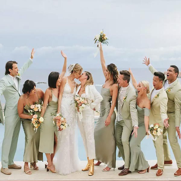 sage wedding hangrr