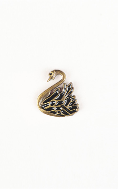 Swan Brass-Tone Lapel Pin