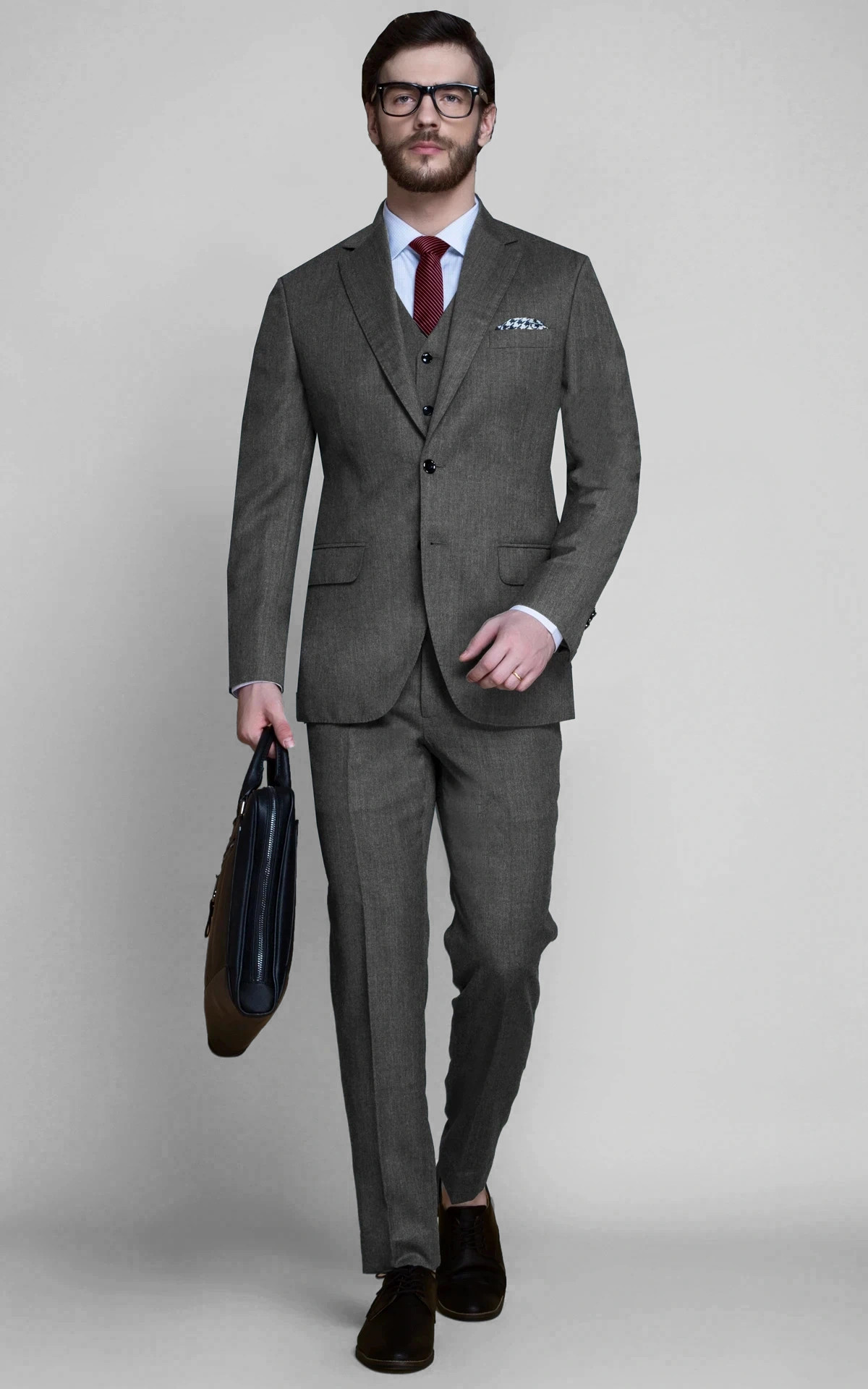 Custom Suits Online, Sustainably tailored by A.i.